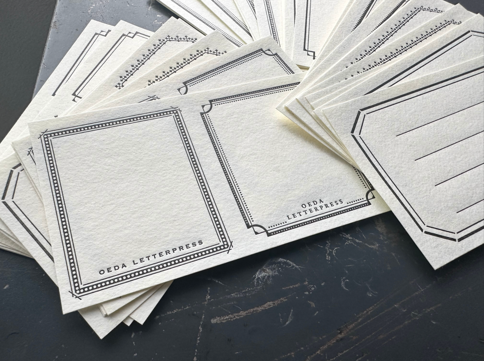 LETTERPRESS sticker set Bronze / Black (36 pieces each)