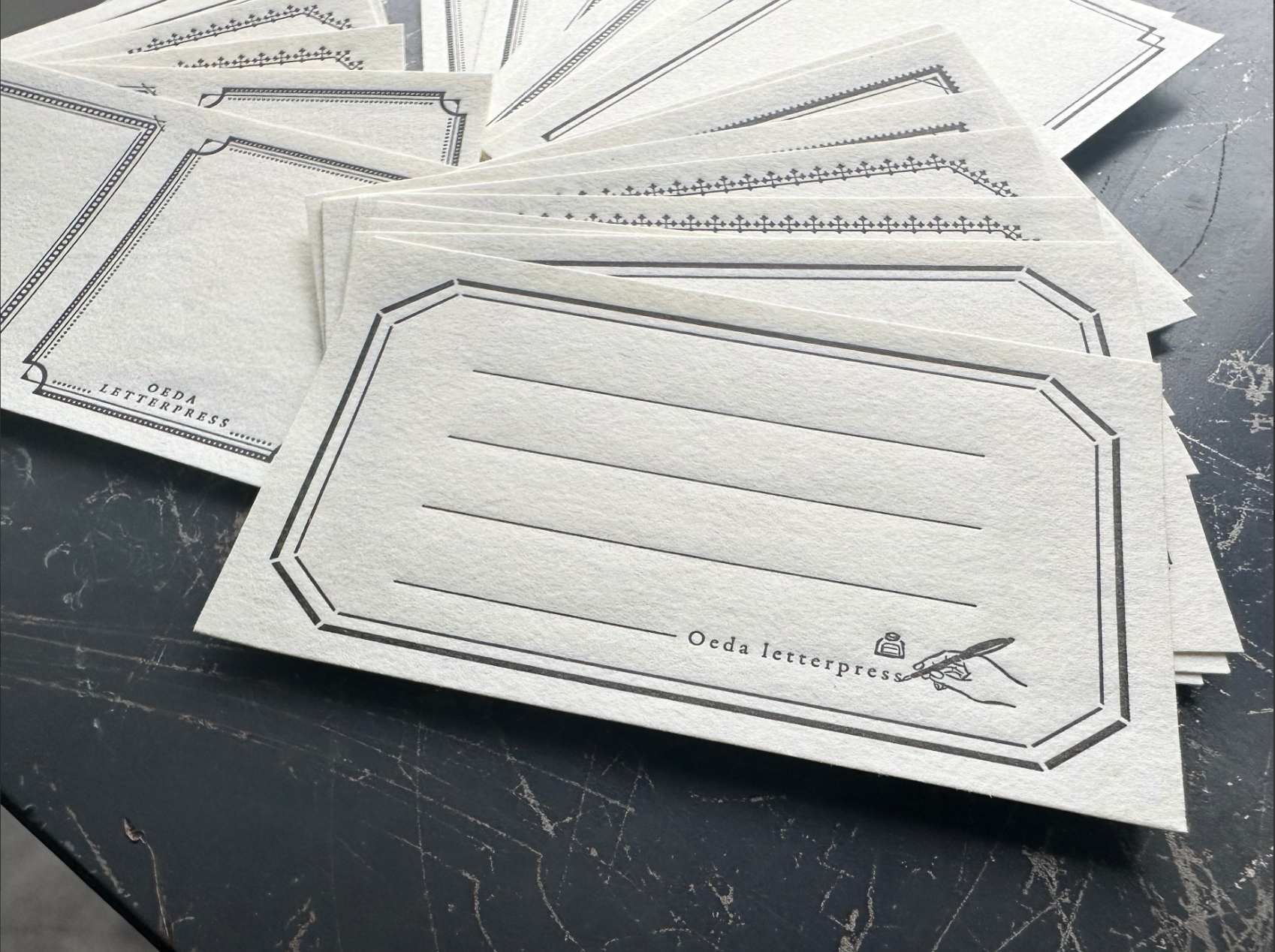 LETTERPRESS sticker set Bronze / Black (36 pieces each)