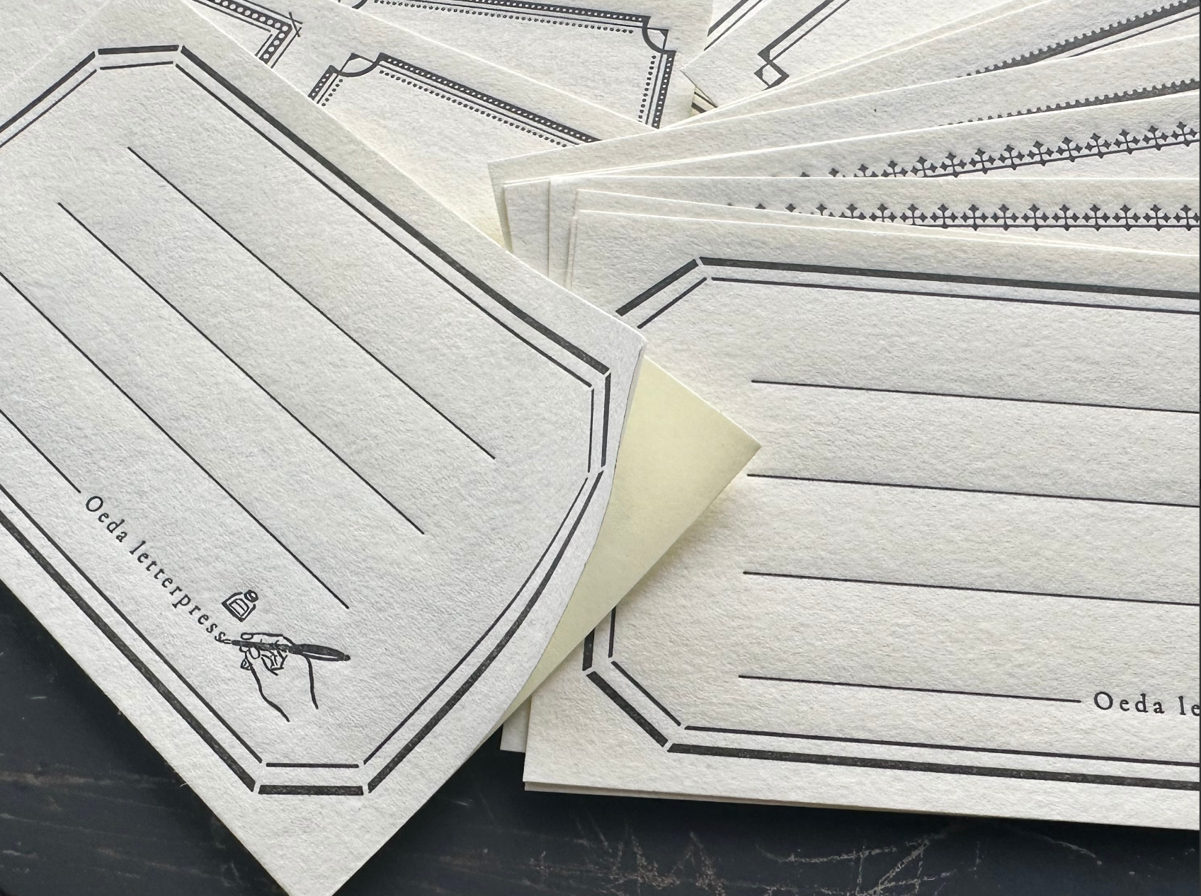 LETTERPRESS sticker set Bronze / Black (36 pieces each)