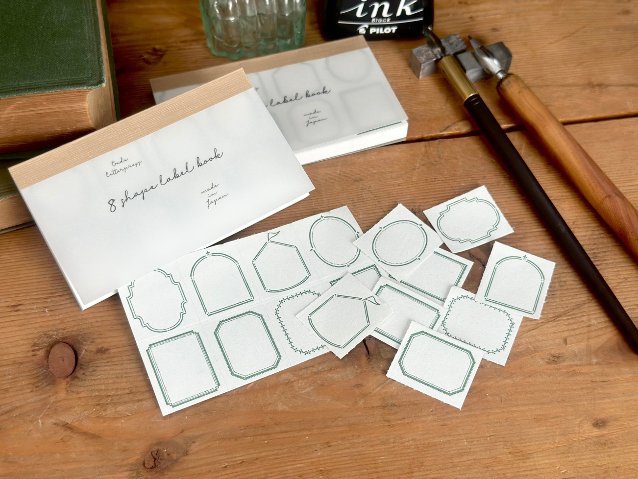 "NEW" 8shape label book【Frame/Green】
