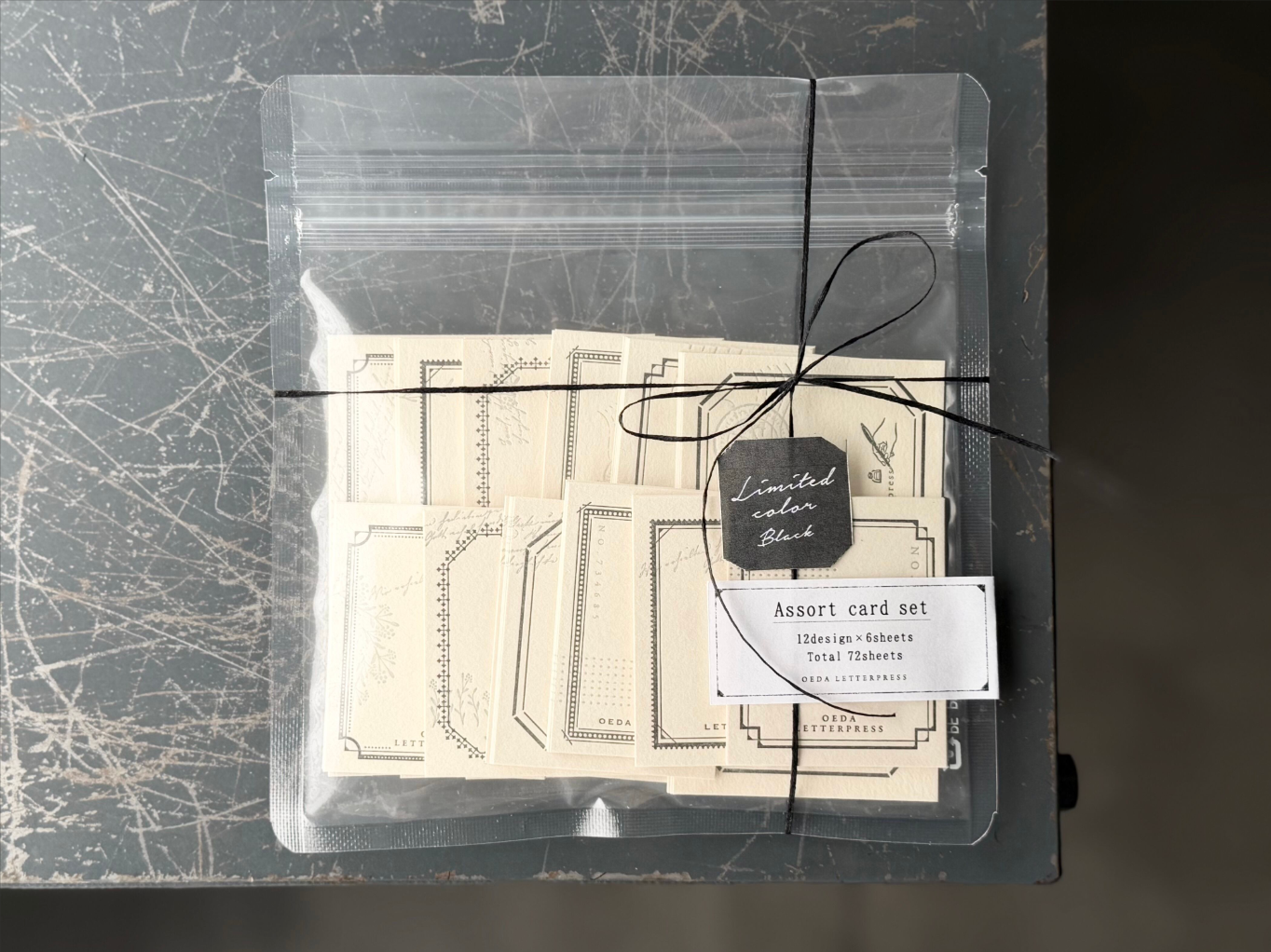 "NEW" Limited Edition  Assort card set / mellow Black（カード12種×6枚 計72枚入り）