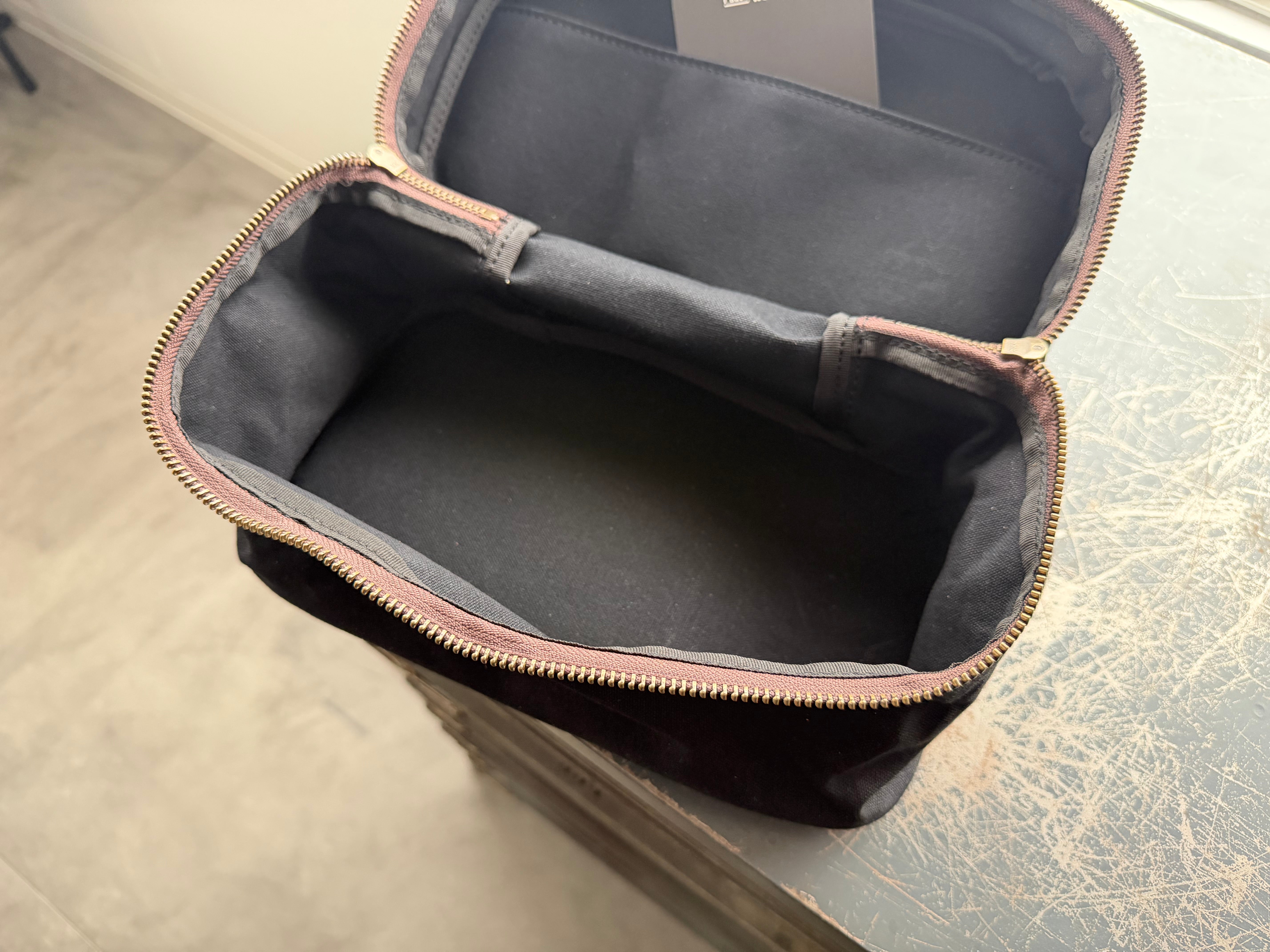 M5 DIARY LEATHER COVER [Dark brown]